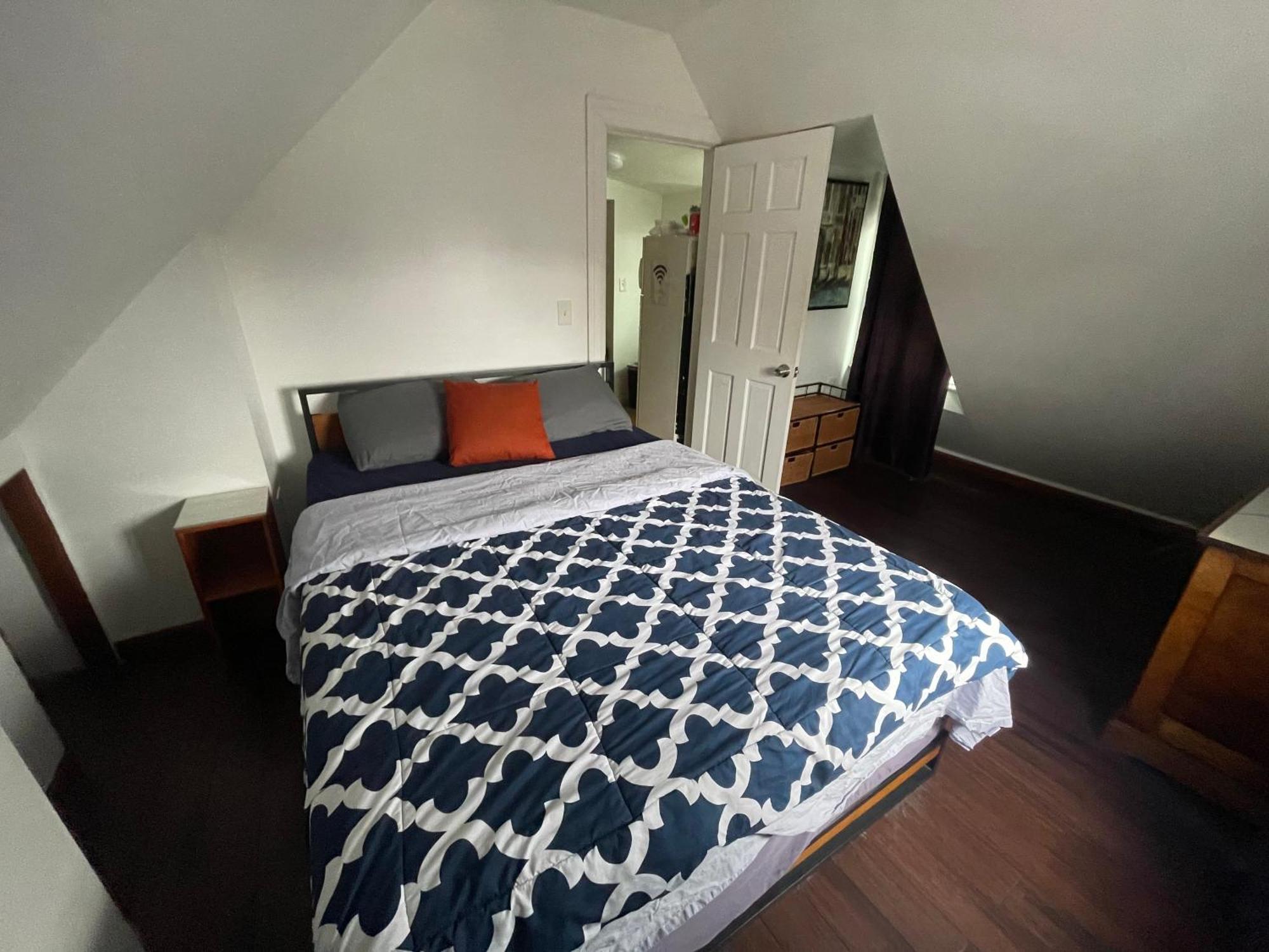 Апартаменты Private Loft 5 Min Away From Lga Нью-Йорк Экстерьер фото